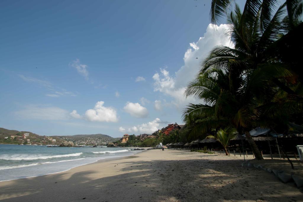 Hotel Villas Las Azucenas Zihuatanejo Exterior photo