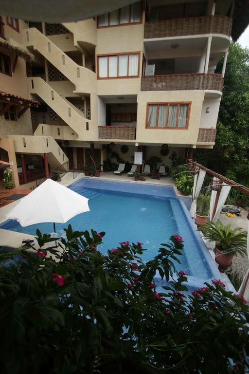 Hotel Villas Las Azucenas Zihuatanejo Exterior photo
