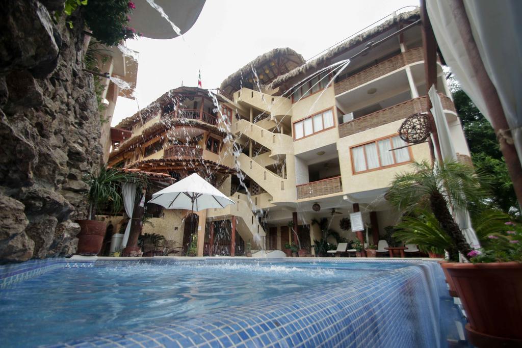 Hotel Villas Las Azucenas Zihuatanejo Exterior photo