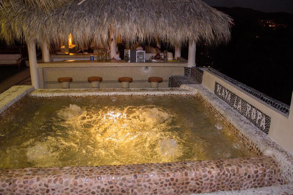 Hotel Villas Las Azucenas Zihuatanejo Exterior photo