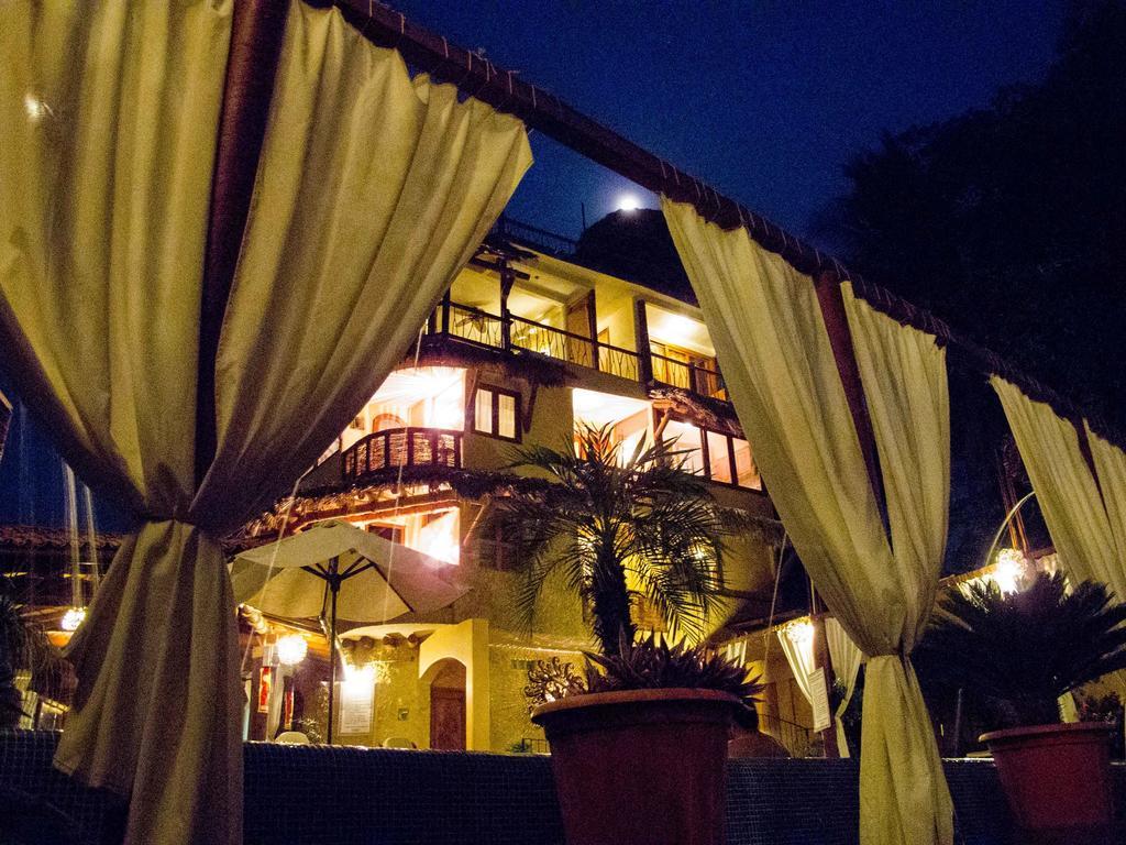 Hotel Villas Las Azucenas Zihuatanejo Exterior photo