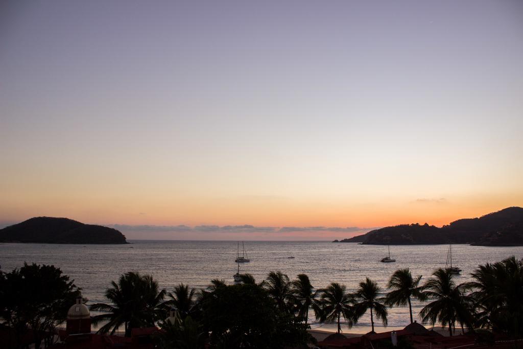 Hotel Villas Las Azucenas Zihuatanejo Exterior photo